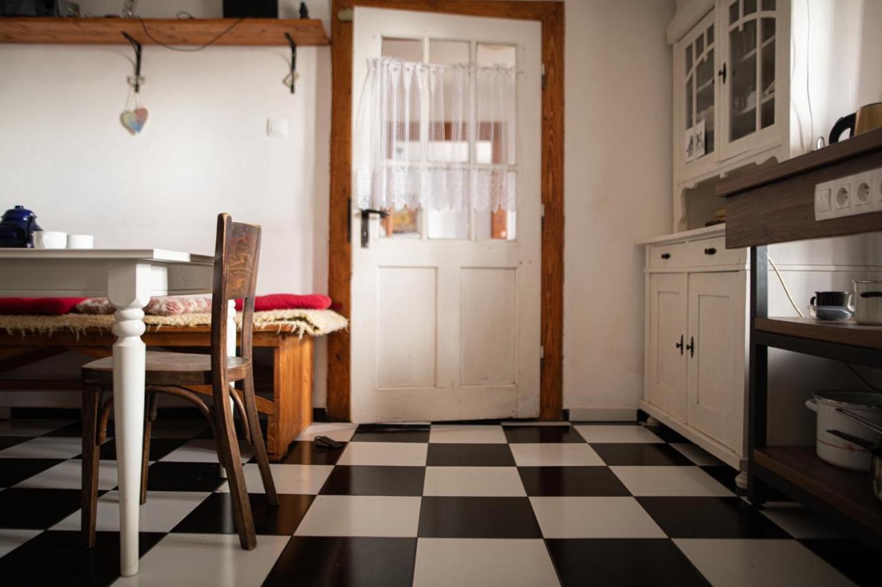 Libling Ruzovy Pensionat Banská Štiavnica Exteriör bild